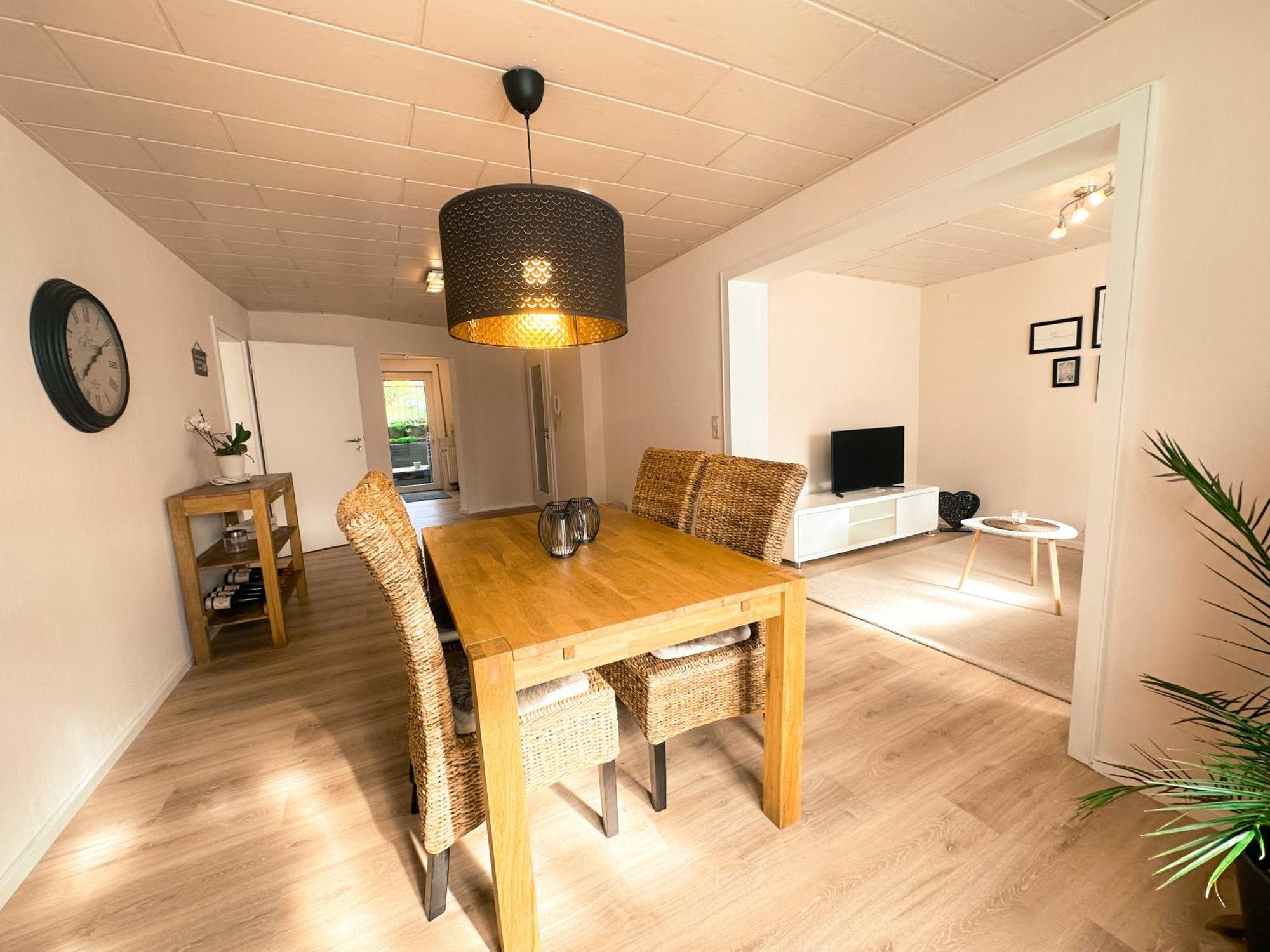 Gemuetliche Ferienwohnung In Der Eifel - Naehe Mosel Bausendorf Екстер'єр фото